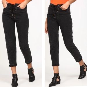 Honey Belle Vintage Vibes Black‎ Wash Lace Up Closure Denim Cropped Jeans Medium